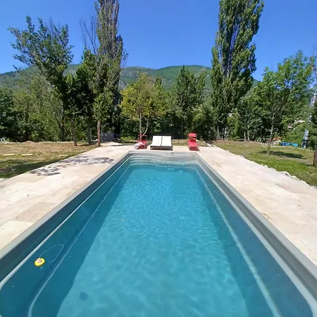 Maison De Village Neuve En Provence Apartman Les Omergues